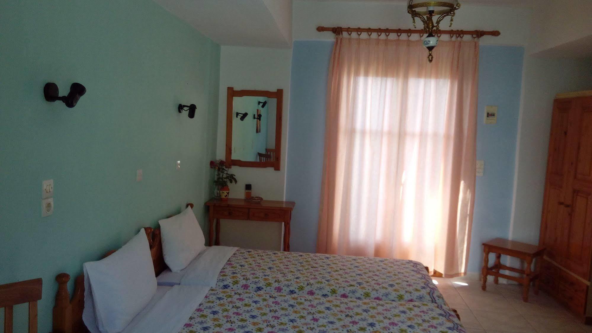 Anessis Cosmos Apart otel Anaxos Dış mekan fotoğraf